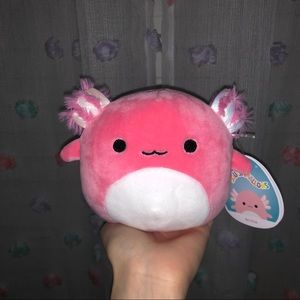 5” archie axolotl squishmallow